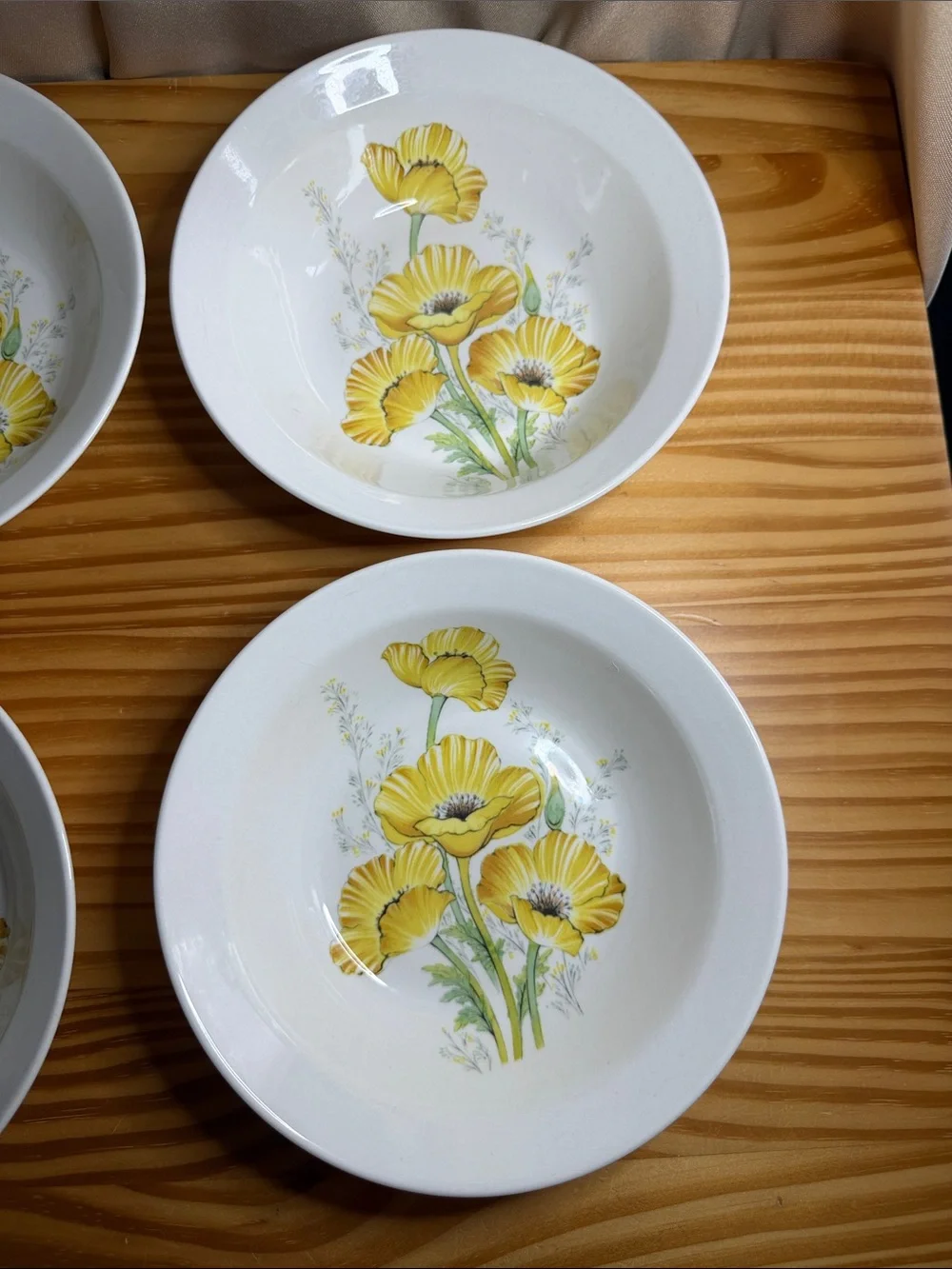 Noritake Craftone Buttercup 8769 Soup Cereal Bowls Set of 4 Yellow Poppy